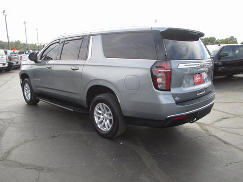 Certified 2024 Chevrolet Suburban LT image 8
