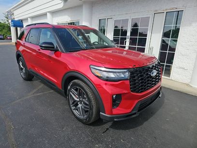 New 2026 Ford Explorer ST w/ Sun And Sound Package