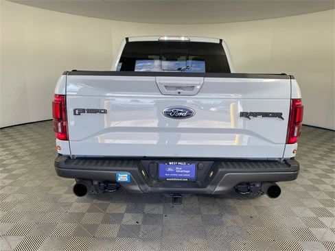 Certified 2017 Ford F150 Raptor w/ Equipment Group 802A Luxury image 17