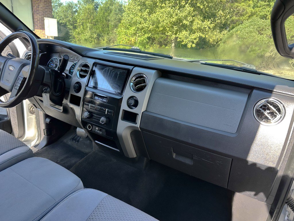Used 2012 Ford F150 XLT w/ XLT Chrome Pkg AWD/4WD image 25