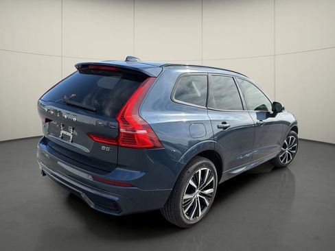 Used 2018 Volvo XC60 T5 Momentum w/ Convenience Package AWD/4WD image 7