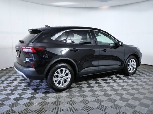 Certified 2023 Ford Escape Active w/ Tech Pack #1 AWD/4WD image 8