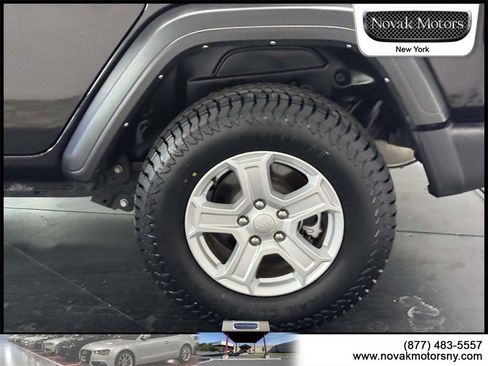 Used 2023 Jeep Wrangler Sport S image 8