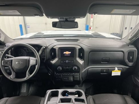 New 2026 Chevrolet Silverado 2500 Custom w/ Custom Value Package AWD/4WD image 10