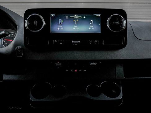 New 2026 Mercedes-Benz Sprinter 2500 image 17