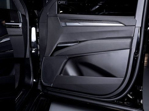 Used 2025 Cadillac Escalade V image 74