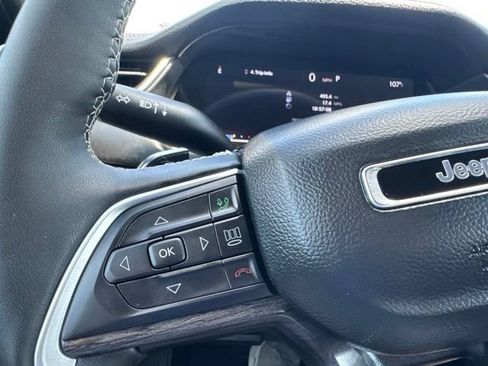 Used 2025 Jeep Grand Cherokee L Limited w/ Trailer Tow Package AWD/4WD image 25