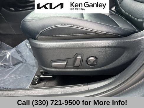 Certified 2025 Kia Seltos EX AWD/4WD image 29