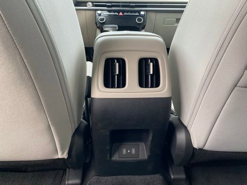 Certified 2025 Hyundai Tucson SEL AWD/4WD image 28
