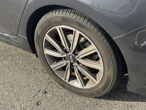 Certified 2019 Kia Optima EX image 8