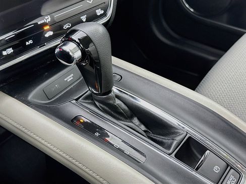 Certified 2019 Honda HR-V EX image 16