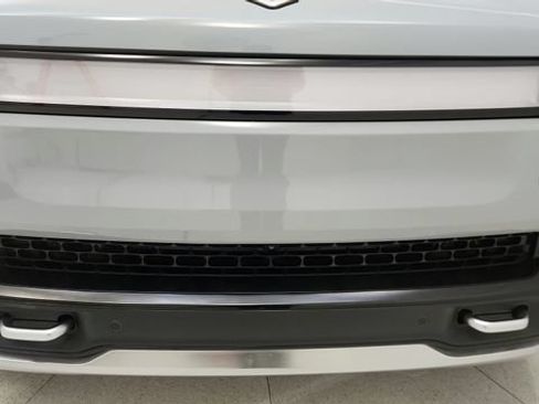 Used 2022 Rivian R1T Adventure AWD/4WD image 39