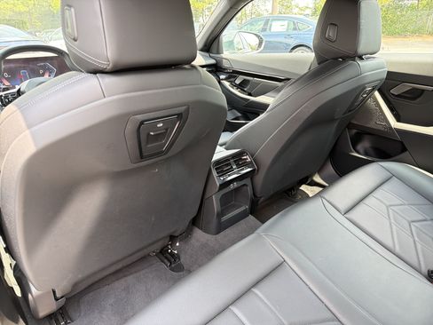 Used 2026 BMW 530i xDrive AWD/4WD image 19