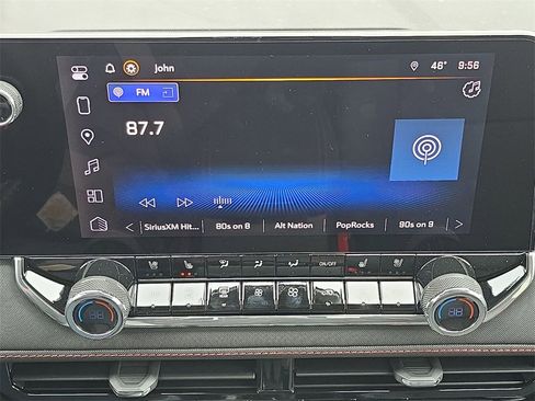 Used 2024 Chevrolet Colorado Z71 w/ Z71 Convenience Package 2 image 13