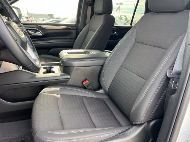 Used 2023 GMC Yukon SLE w/ Max Trailering Package AWD/4WD image 17