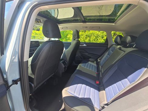 New 2026 Volkswagen Taos SEL AWD/4WD image 15