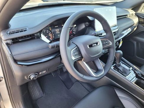 New 2026 Jeep Compass Latitude AWD/4WD image 21