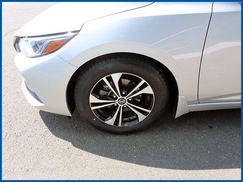 Used 2021 Nissan Sentra SV FWD image 4