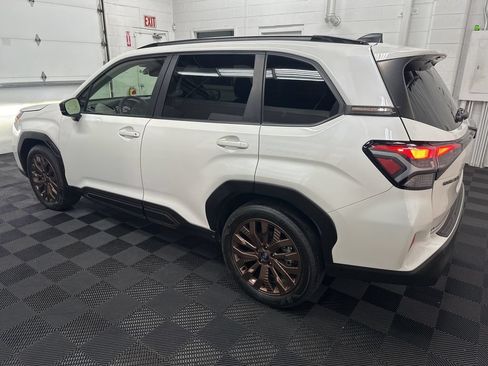Used 2025 Subaru Forester Sport w/ Popular Package #1 AWD/4WD image 7