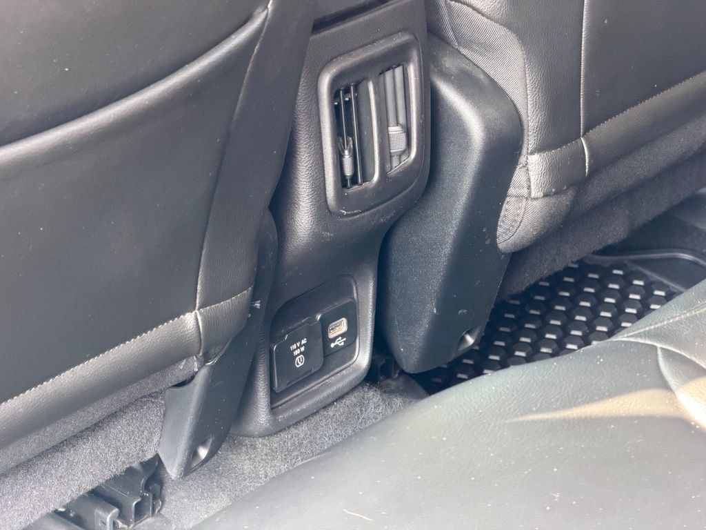 Used 2018 Jeep Compass Latitude w/ Popular Equipment Group AWD/4WD image 27