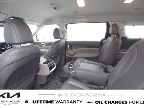 New 2026 Kia Carnival EX image 12