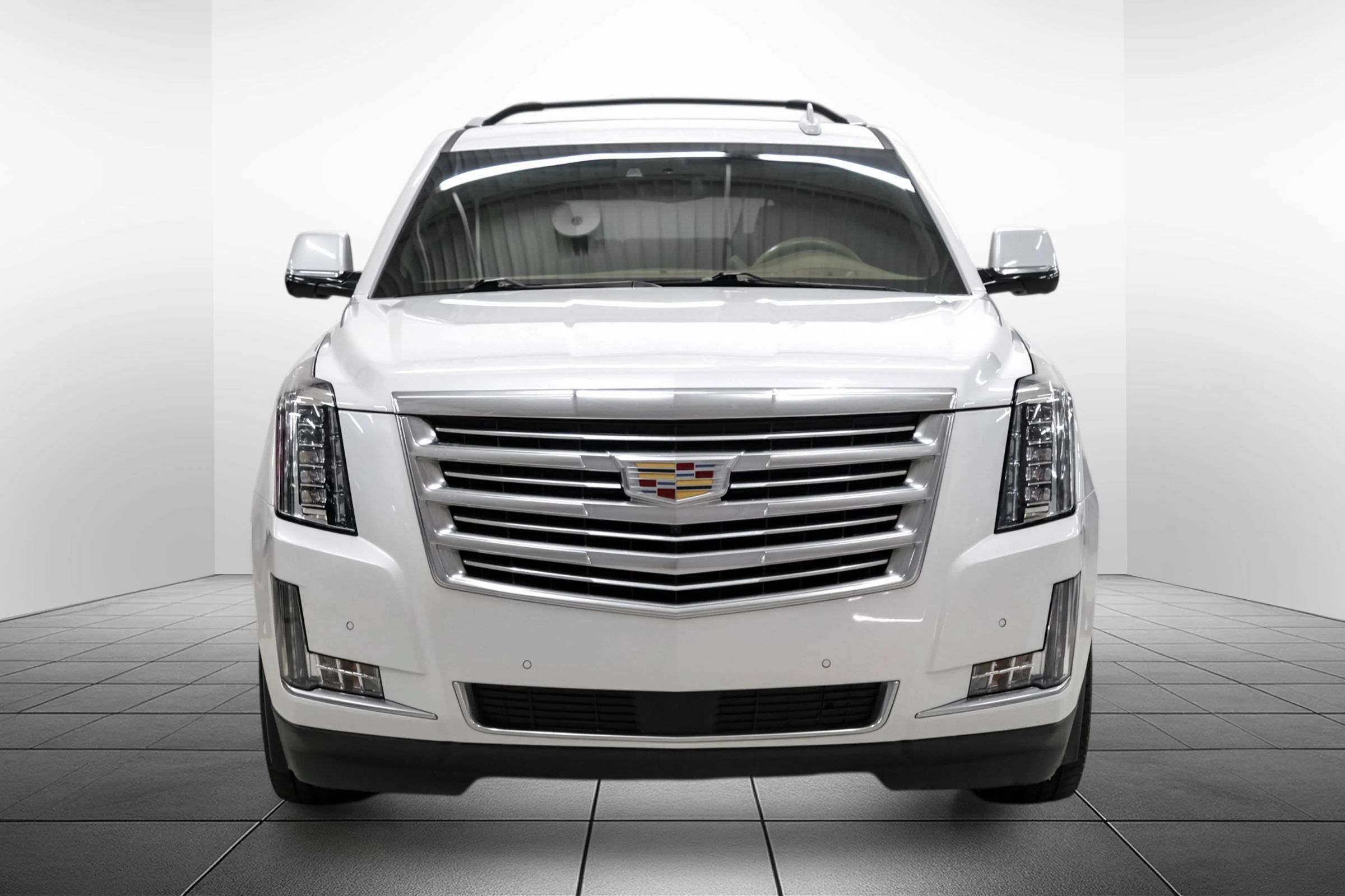 Used 2017 Cadillac Escalade ESV Platinum AWD/4WD image 6