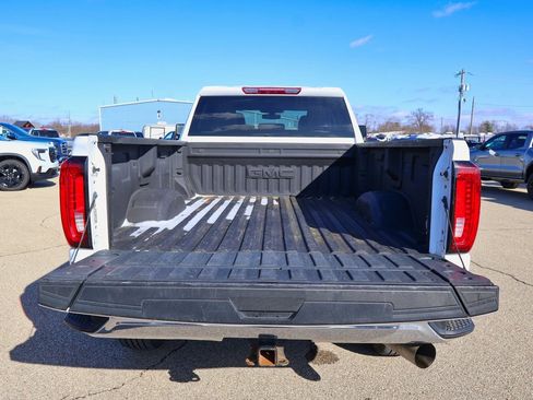 Used 2022 GMC Sierra 3500 SLT image 5