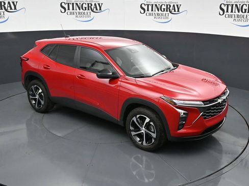 Used 2026 Chevrolet Trax RS image 9