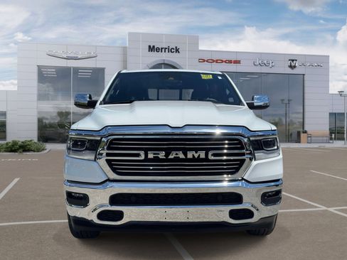 Used 2023 RAM 1500 Laramie AWD/4WD image 3