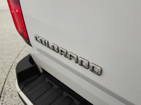 Used 2018 Chevrolet Colorado LT RWD image 35