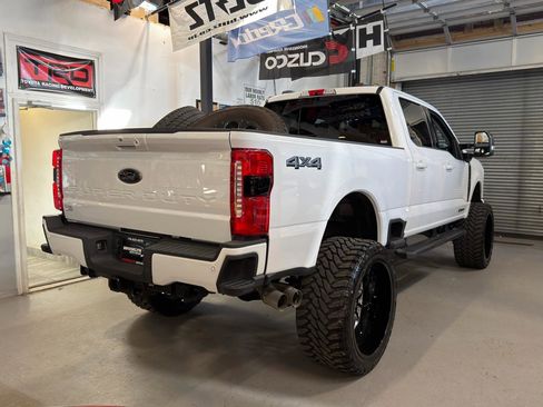 Used 2024 Ford F250 Lariat w/ Lariat Ultimate Package image 5