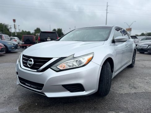 Used 2017 Nissan Altima 2.5 S w/ Power Driver Seat Package image 7