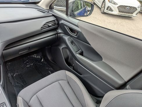 Certified 2025 Subaru Crosstrek 2.0i Premium AWD/4WD image 18
