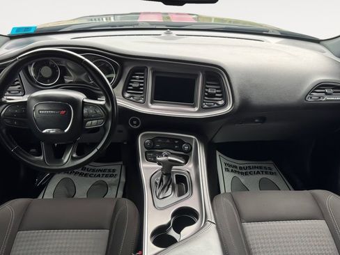 Used 2020 Dodge Challenger SXT RWD image 16