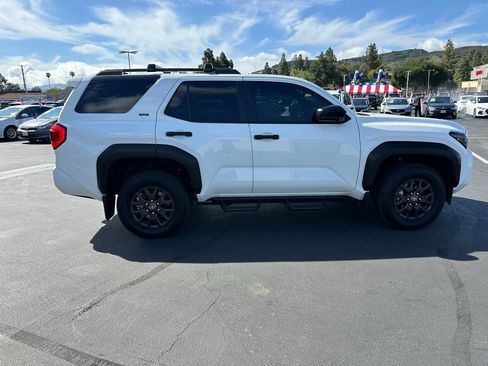 Used 2025 Toyota 4Runner SR5 image 7