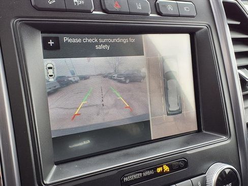 Used 2019 Ford Expedition Max Platinum image 18