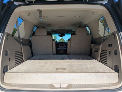 Used 2015 GMC Yukon SLT w/ HD Trailering Package image 14