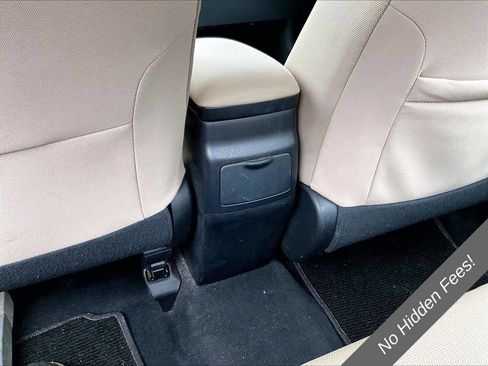 Used 2014 Toyota Corolla LE FWD image 28