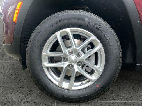 New 2026 Jeep Grand Cherokee Laredo RWD image 14