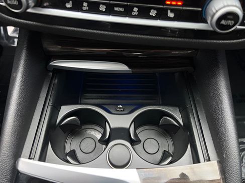 Used 2019 BMW 530i xDrive w/ Convenience Package image 52