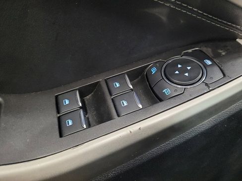 Used 2021 Ford Explorer XLT w/ Equipment Group 202A image 27