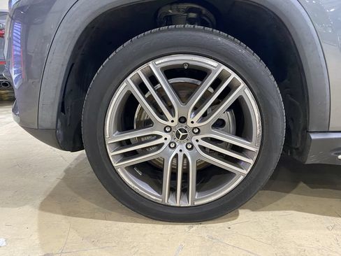 Used 2022 Mercedes-Benz GLS 450 4MATIC image 22