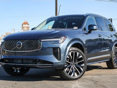 New 2026 Volvo XC90 T8 Ultra w/ Protection Package