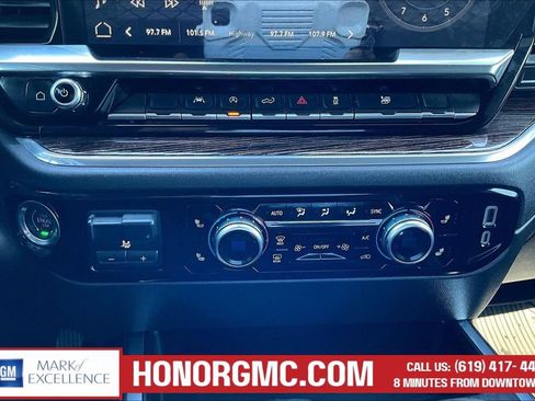 Used 2023 GMC Sierra 1500 Elevation AWD/4WD image 16