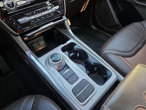 Certified 2022 Ford Explorer King Ranch w/ Class IV Trailer Tow Package image 25