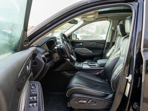 Used 2023 Acura MDX SH-AWD w/ Advance Package image 12