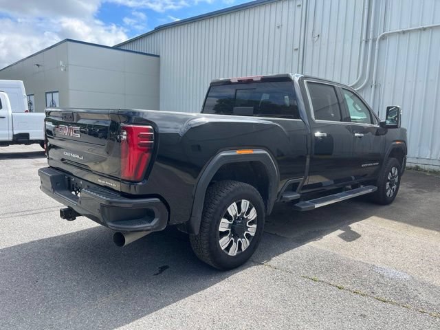 Used 2026 GMC Sierra 2500 Denali w/ Technology Package AWD/4WD image 4