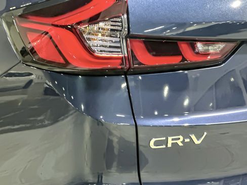 Certified 2025 Honda CR-V EX image 12