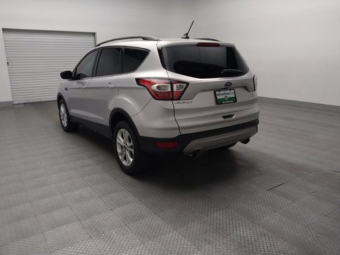 Used 2018 Ford Escape SEL image 5