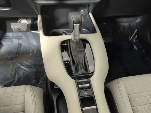 Certified 2023 Honda HR-V LX image 19